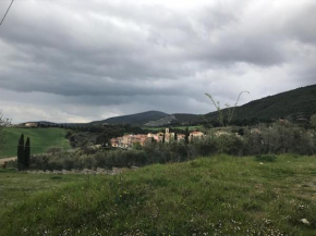 Bilocale con giardino a Pomaia